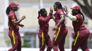 प्रेस रिलीज: मरून वॉरियर्स ग्रेनेडाकडे निघाले – ॲफी फ्लेचर घरवापसी मालिकेसाठी सज्ज