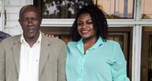 प्रेस रिलीझ: मॅनिसेल आणि मेजर सायमन, एक हैतीयन वडील आणि त्यांची सुरीनाममध्ये जन्मलेली मुलगी, यांना IICA ने ग्रामीण अमेरिकेतील नेते म्हणून मान्यता दिली आहे.