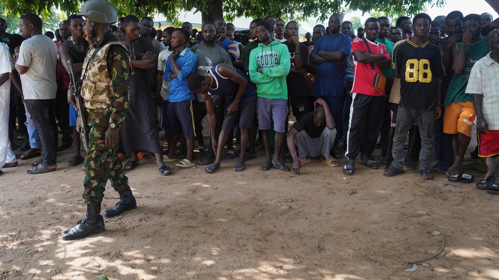 नायजेरियामध्ये 150 हून अधिक लोक मारल्या गेलेल्या प्राणघातक हल्ल्याच्या संबंधात नऊ जणांवर आरोप ठेवण्यात आले आहेत