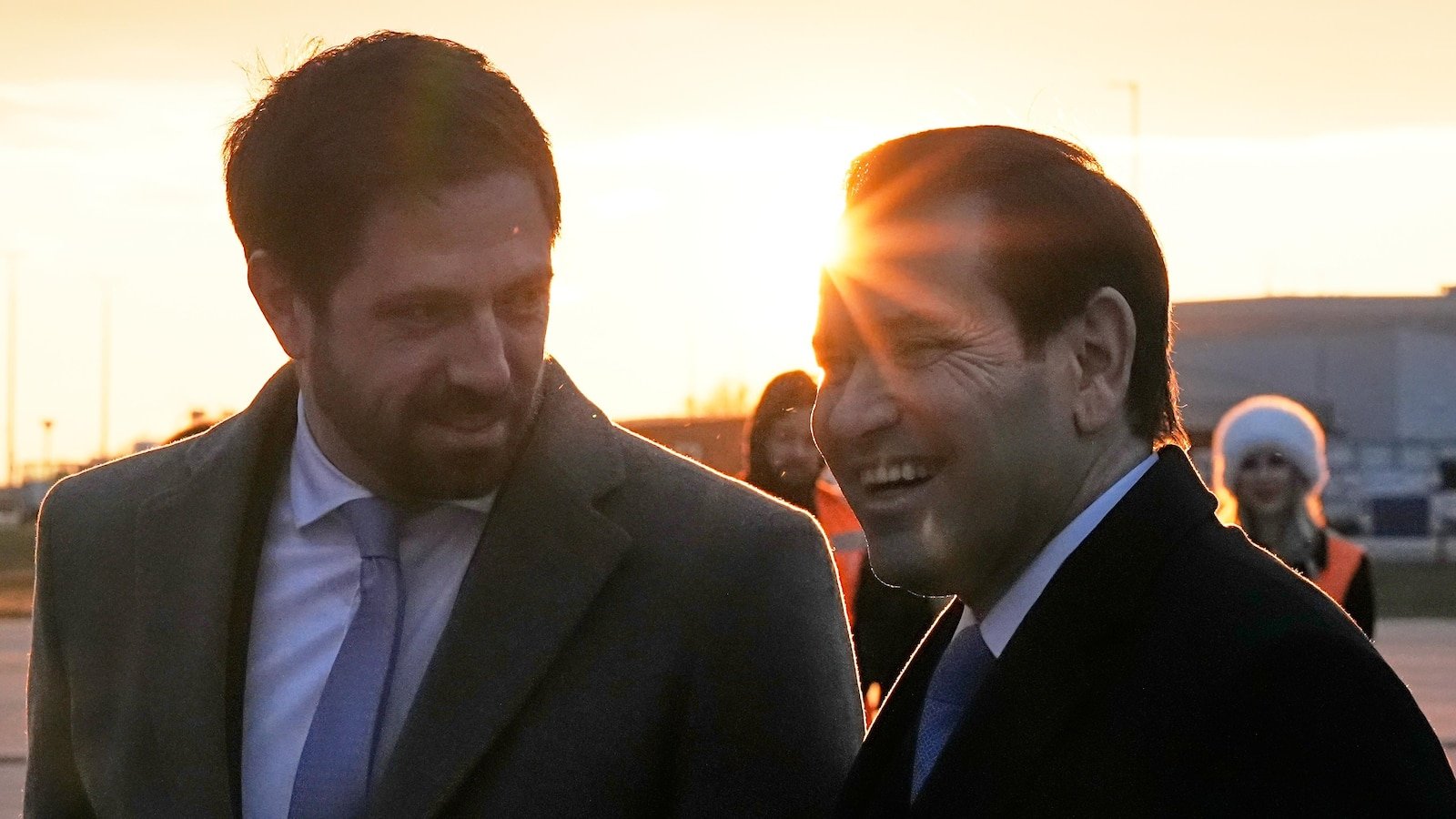 यूएस आणि हंगेरी यांनी नागरी आण्विक करारावर स्वाक्षरी केल्याने रुबिओ बुडापेस्टमध्ये ऑर्बनला भेटतात