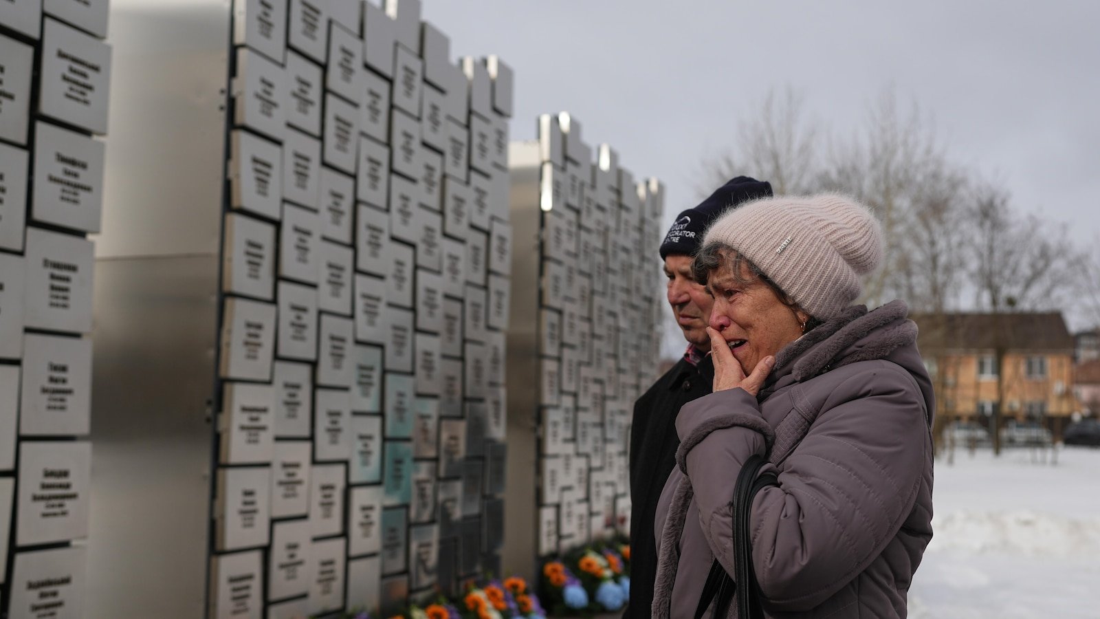 झेलेन्स्की म्हणाले की युक्रेनियन अधिकारी पुढील चर्चेसाठी जिनिव्हामध्ये ट्रम्प यांच्या दूतांशी भेटतील