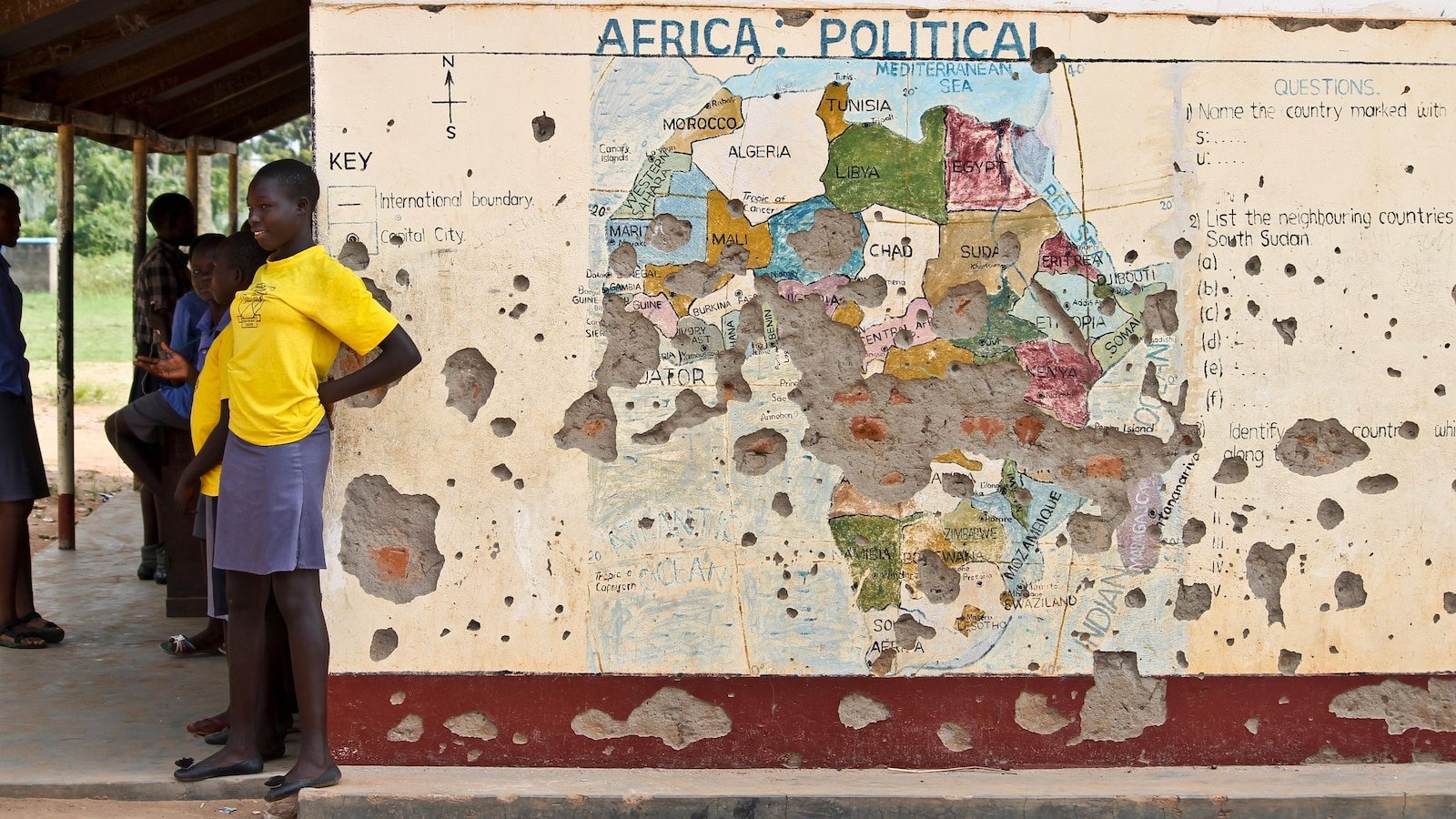 दक्षिण सुदानमधील दुर्गम भागातील एका गावावर बंडखोरांनी केलेल्या हल्ल्यात 169 लोकांचा मृत्यू झाला आहे