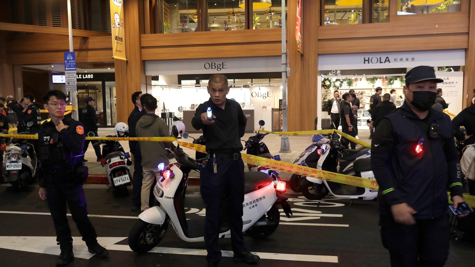 प्राणघातक तैवान चाकू हल्ल्यातील ‘अत्यंत धूर्त’ संशयित एक वर्षाहून अधिक काळ नियोजित