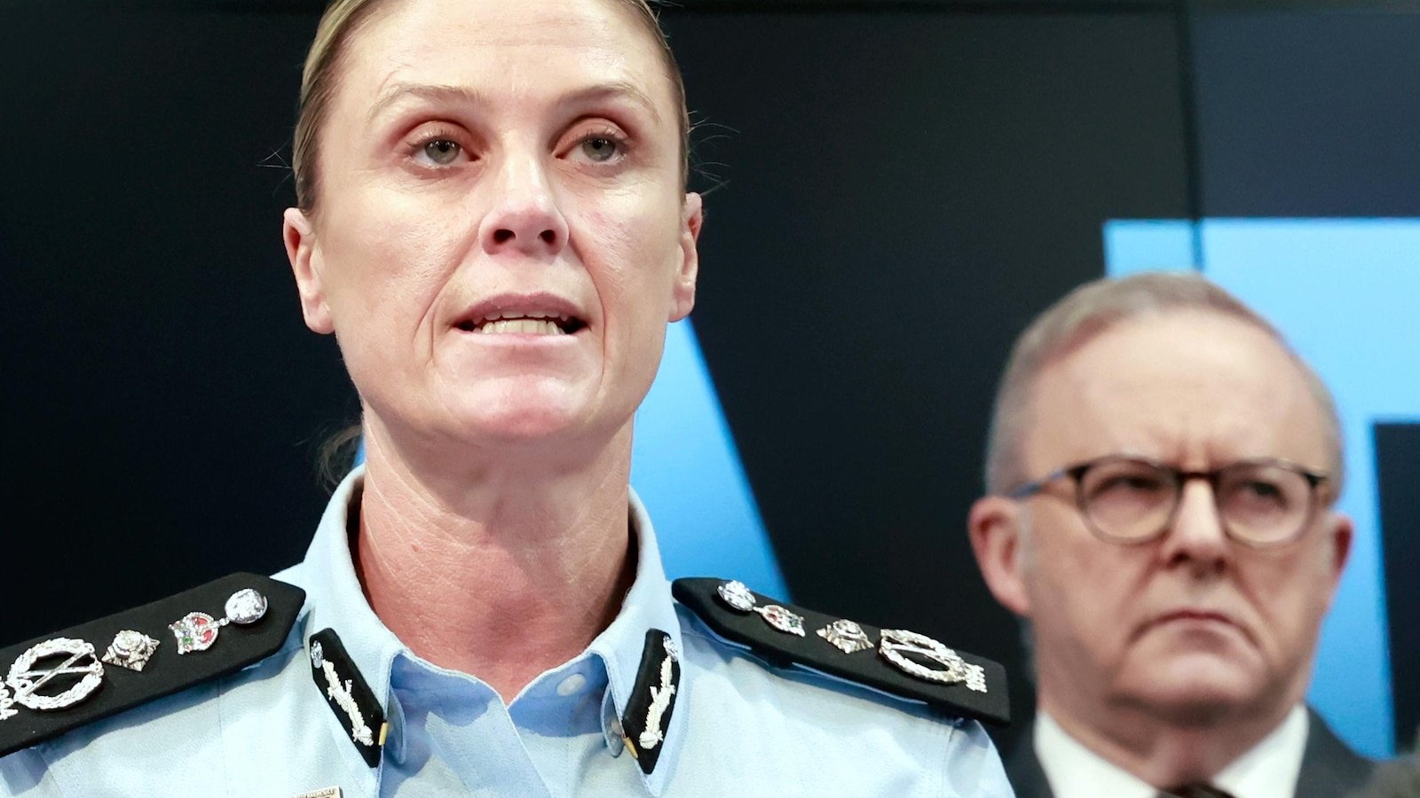 ऑस्ट्रेलियन पोलिसांना बोंडी बीच अँटी-सेमिटिक शूटिंगमध्ये ‘मोठ्या दहशतवादी सेल’चा कोणताही पुरावा सापडला नाही