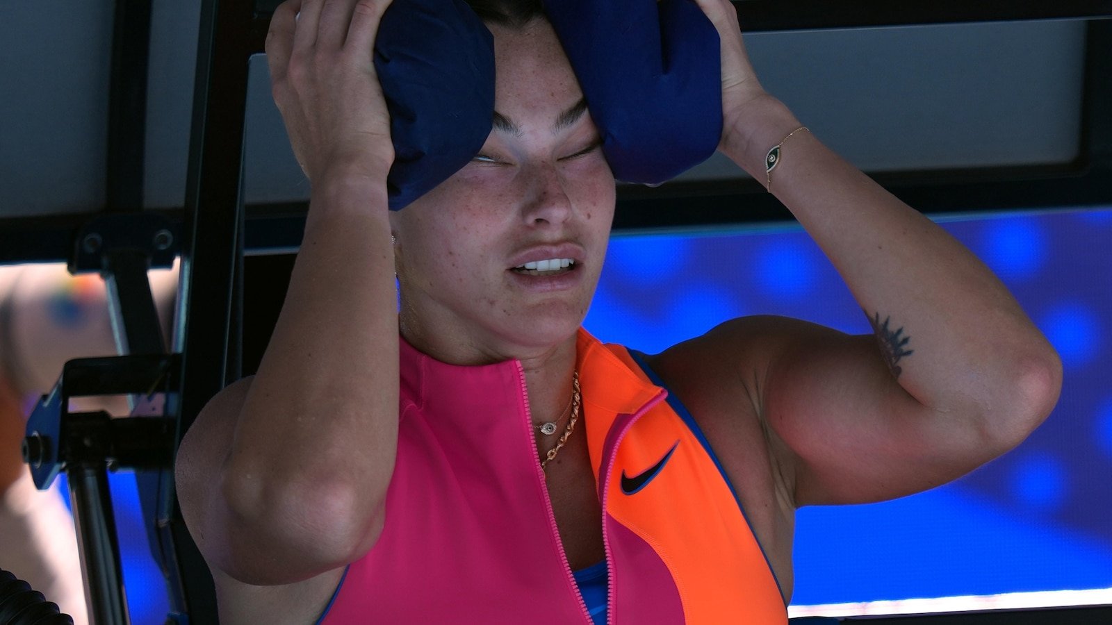 ऑस्ट्रेलियाला विक्रमी उष्णतेच्या लाटेचा फटका बसला असून तापमान 50 अंश सेल्सिअसच्या जवळ आहे