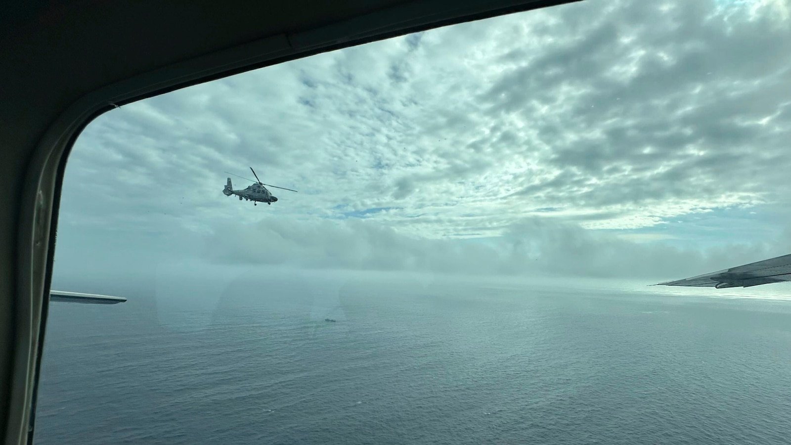 फिलीपिन्सने बीजिंगला सांगितले आहे की ते दक्षिण चीन समुद्रातील वादात शाब्दिक वाद वाढवण्याबद्दल चिंतित आहेत.