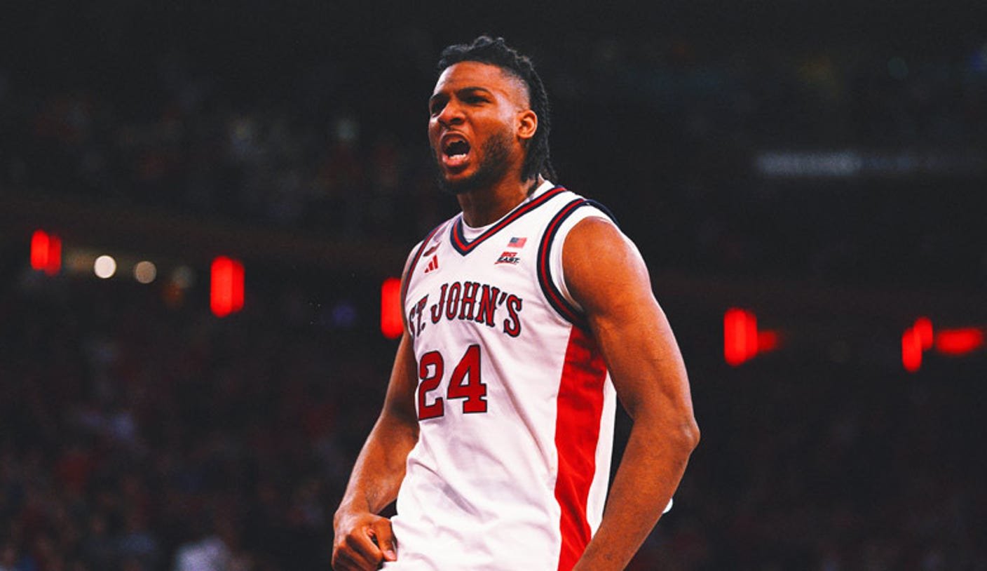 क्र. 17 सेंट जॉन्सने क्रेइटनला चकवले, 4 दशकांतील सर्वात प्रदीर्घ विजेतेपदाचा सिलसिला